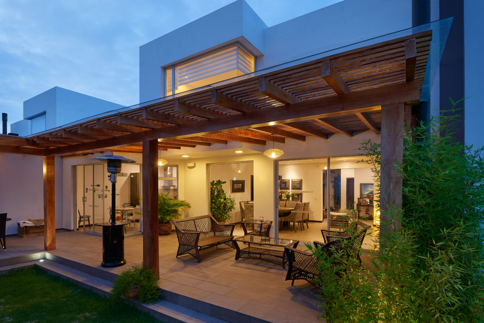 Photo of a deck from a Sarasota Florida fence and deck company